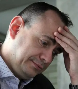 man-thinking-5571340_640